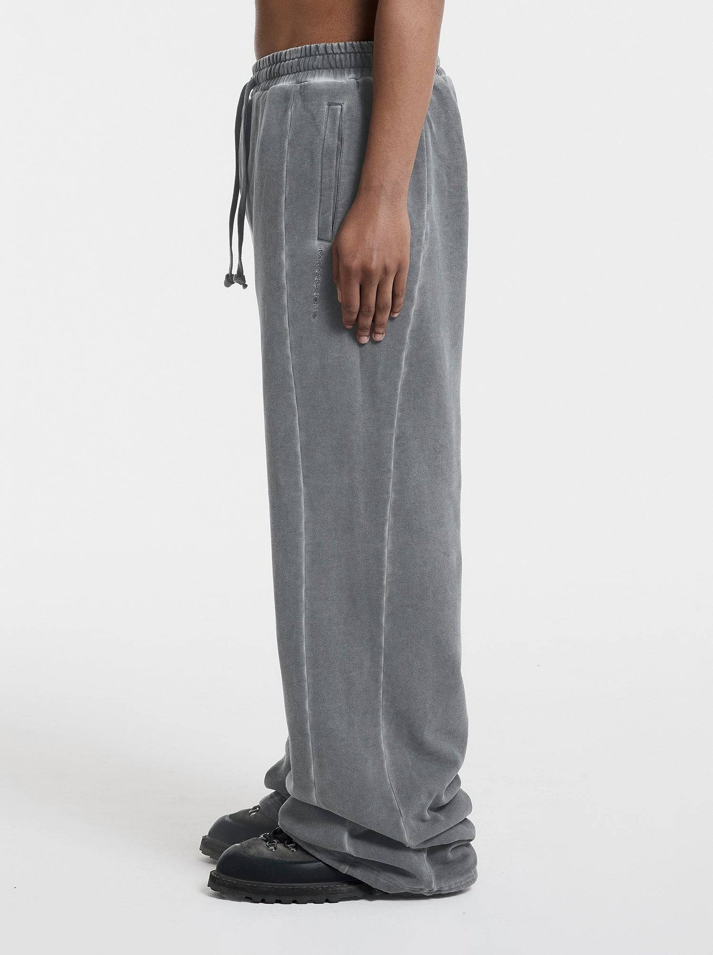 WASHED LINE - SWEATPANTS - MOON GRAY - Moonlight Mansion