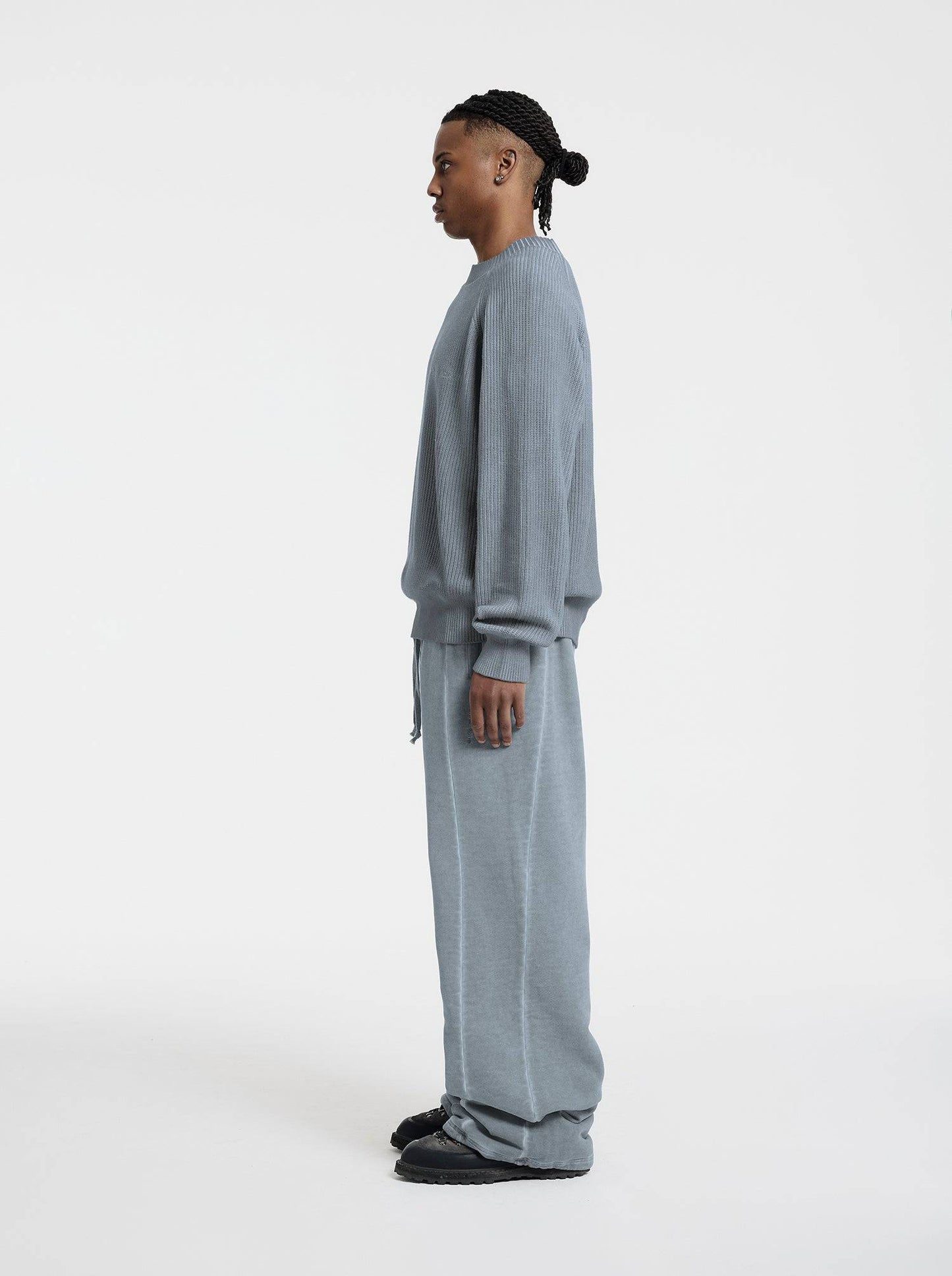 WASHED LINE - KNITSWEATER - DUST BLUE - Moonlight Mansion