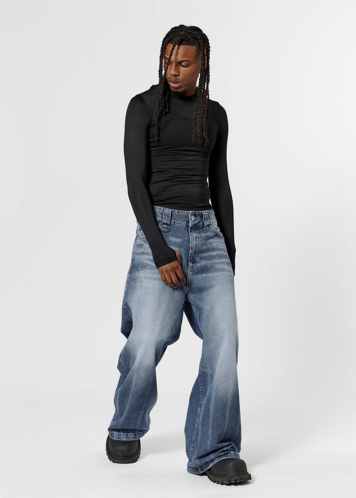 SILHOUETTE DENIM - LIGHT BLUE - Moonlight Mansion