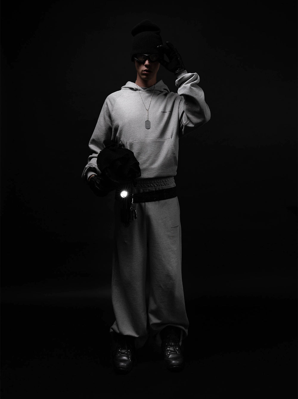 ESSENTIALS HOODIE - MELANGE GREY