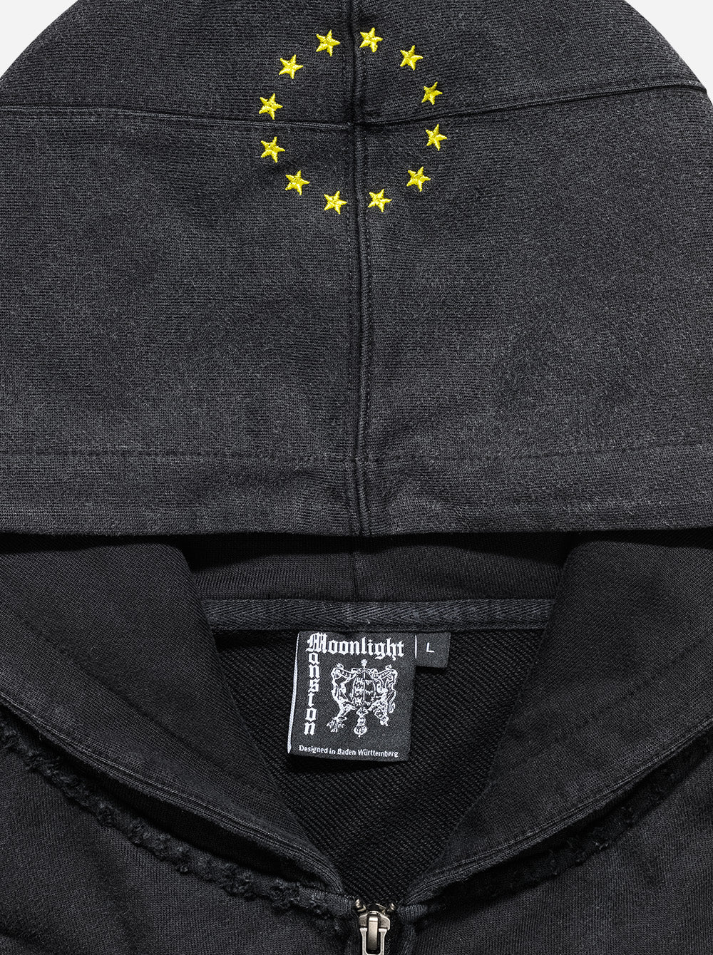 COAT OF ARMS ZIP-UP - BLACK - Moonlight Mansion