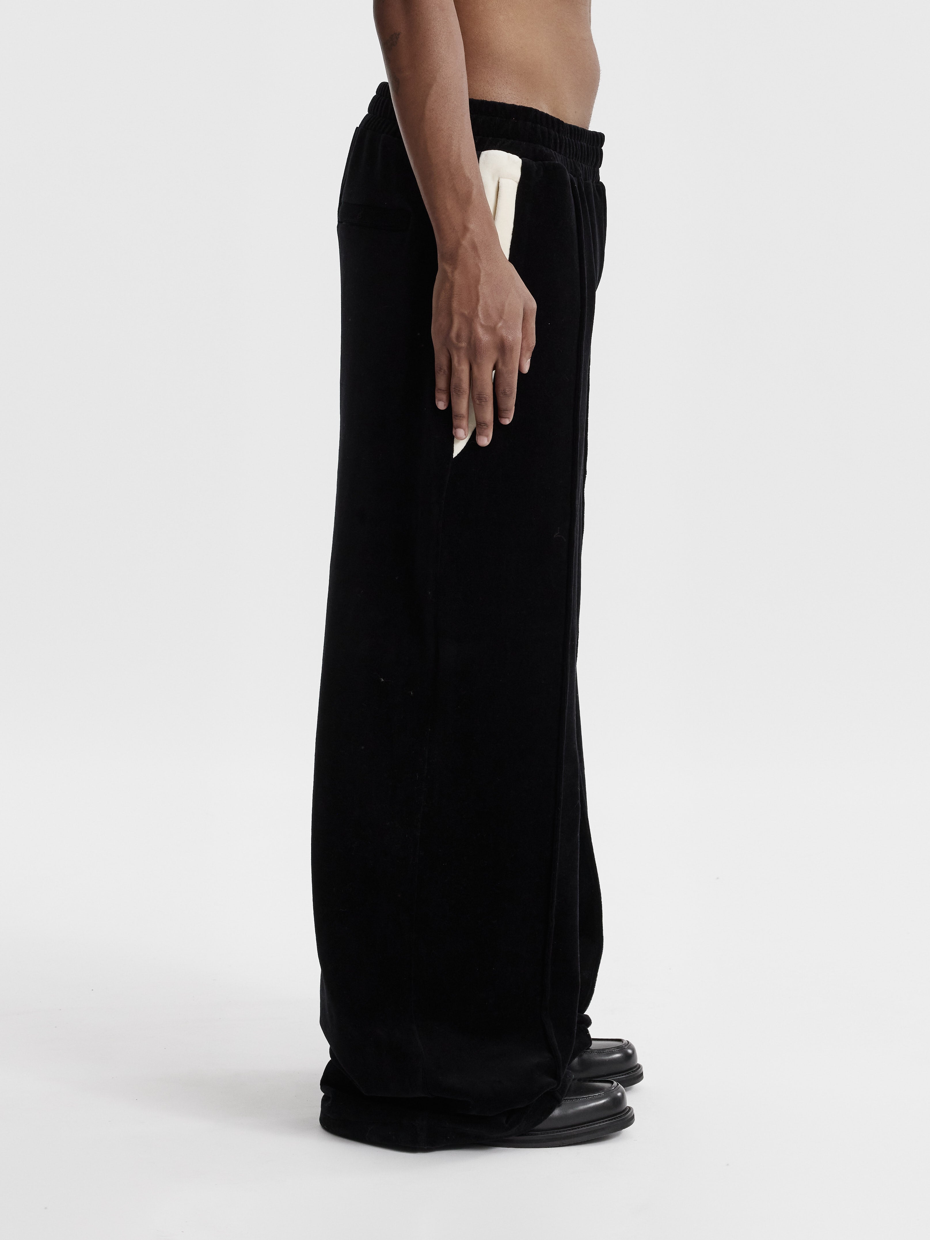 OCOBHRK VELVET PANTS - BLACK | Moonlight Mansion