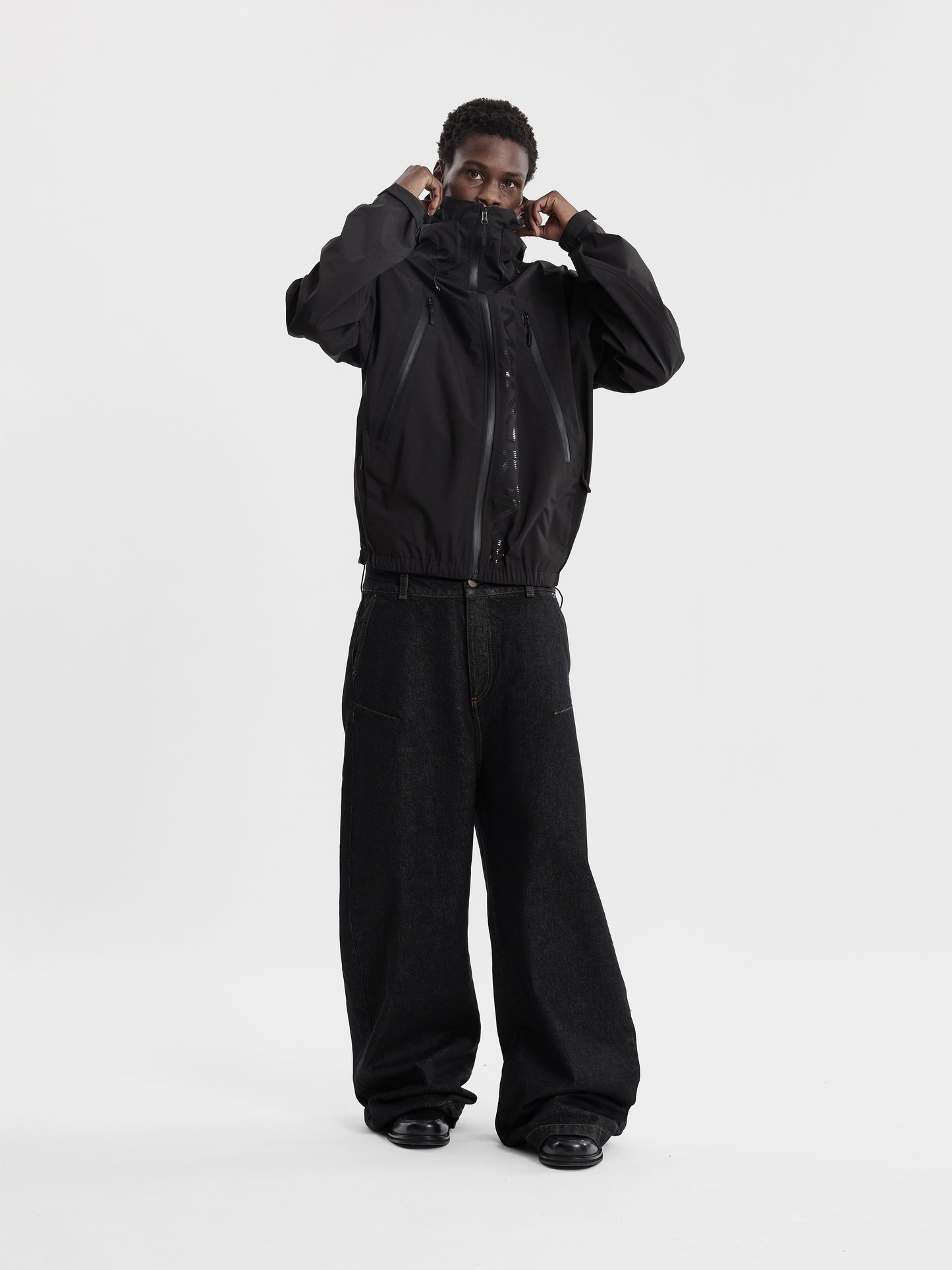 HYDRO RELOADED JACKET - BLACK - Moonlight Mansion