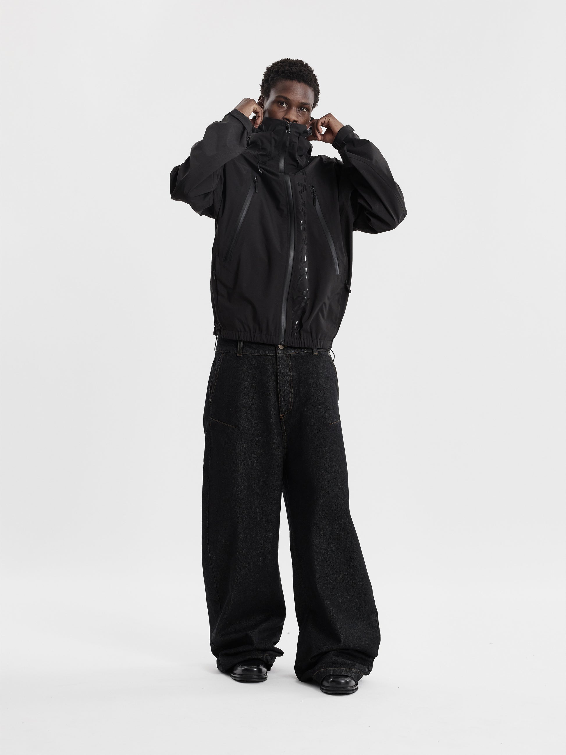 HYDRO RELOADED JACKET - BLACK - Moonlight Mansion