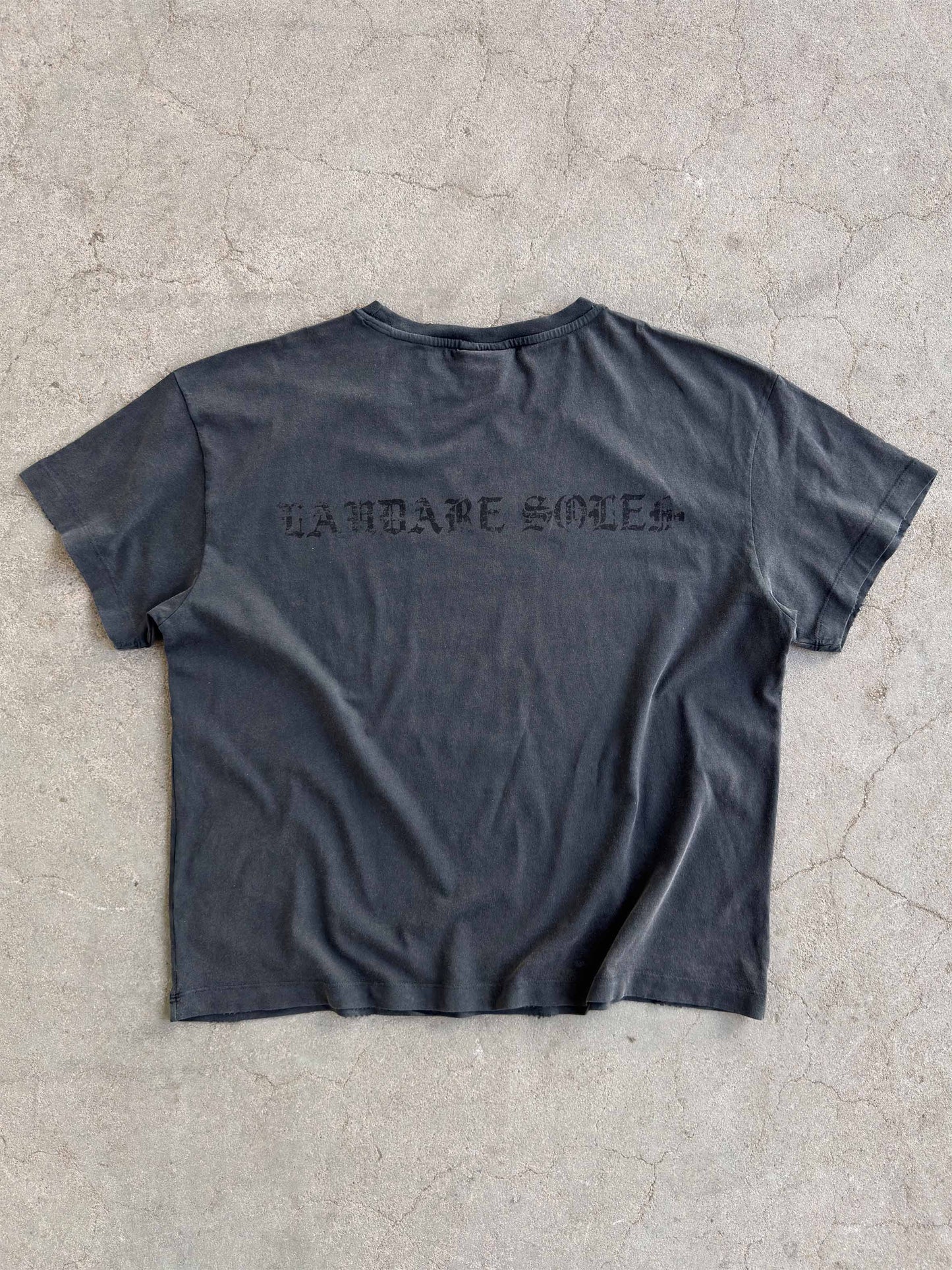 ABSENCE T-SHIRT - BLACK