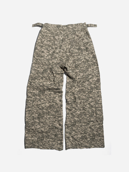 MILITARY CARGOPANTS - PIXEL CAMO