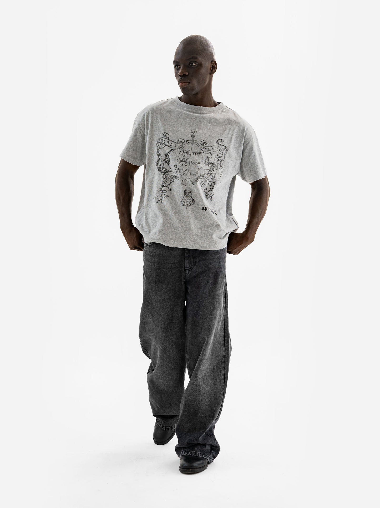 COAT OF ARMS T-SHIRT - GREY