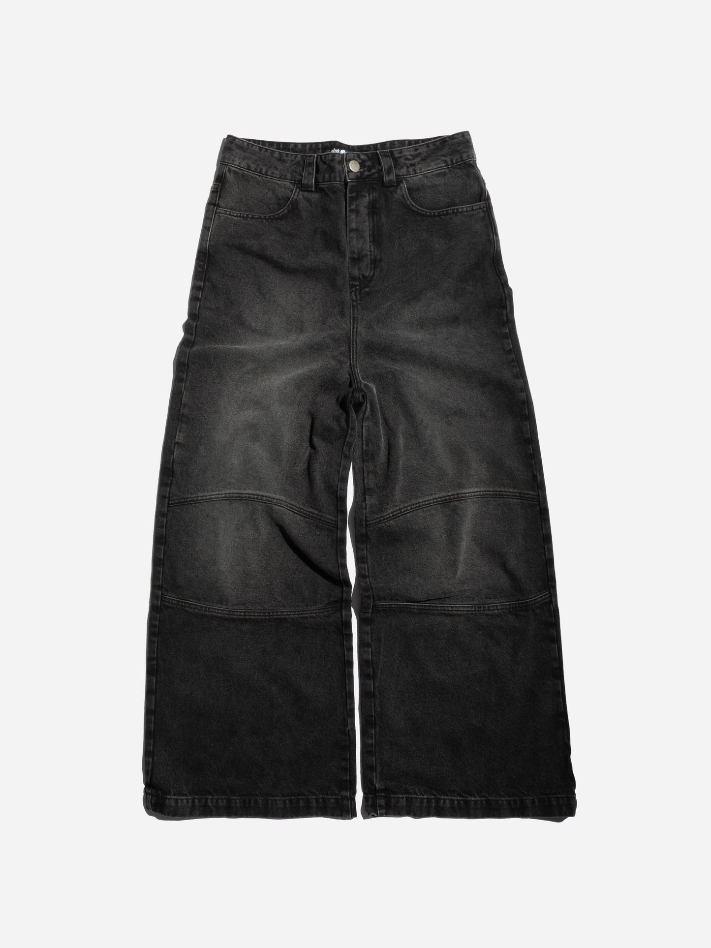 PATCHED KNEE DENIM - BLACK