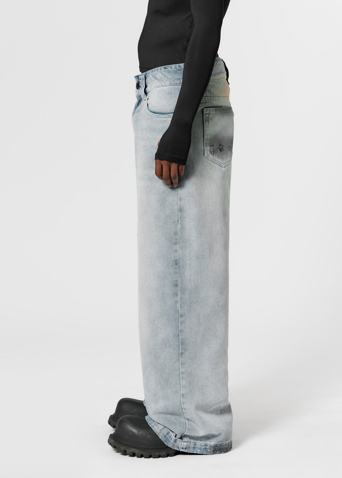 SILHOUETTE DENIM - FADED BLUE