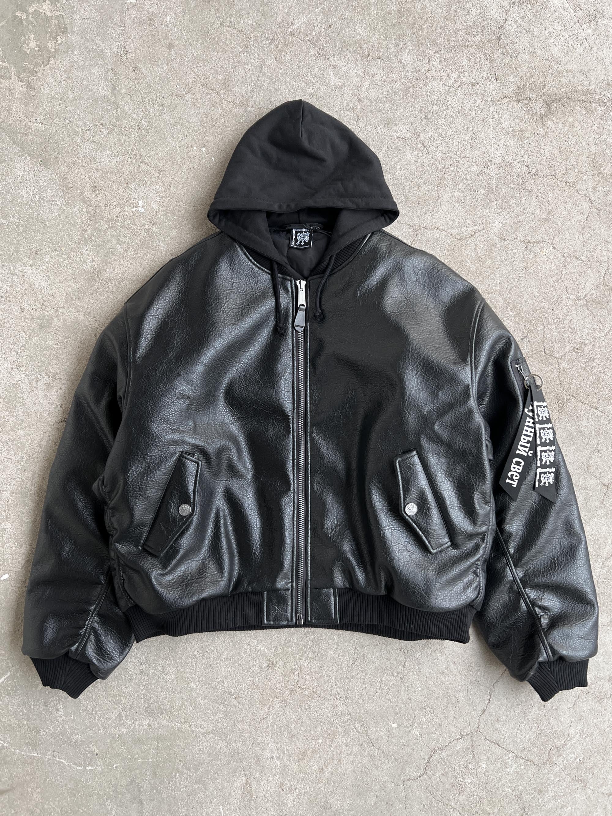 COAT OF ARMS BOMBER - BLACK | Moonlight Mansion
