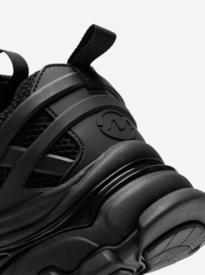 RANGE RUNNER - TRIPLE BLACK - Moonlight Mansion